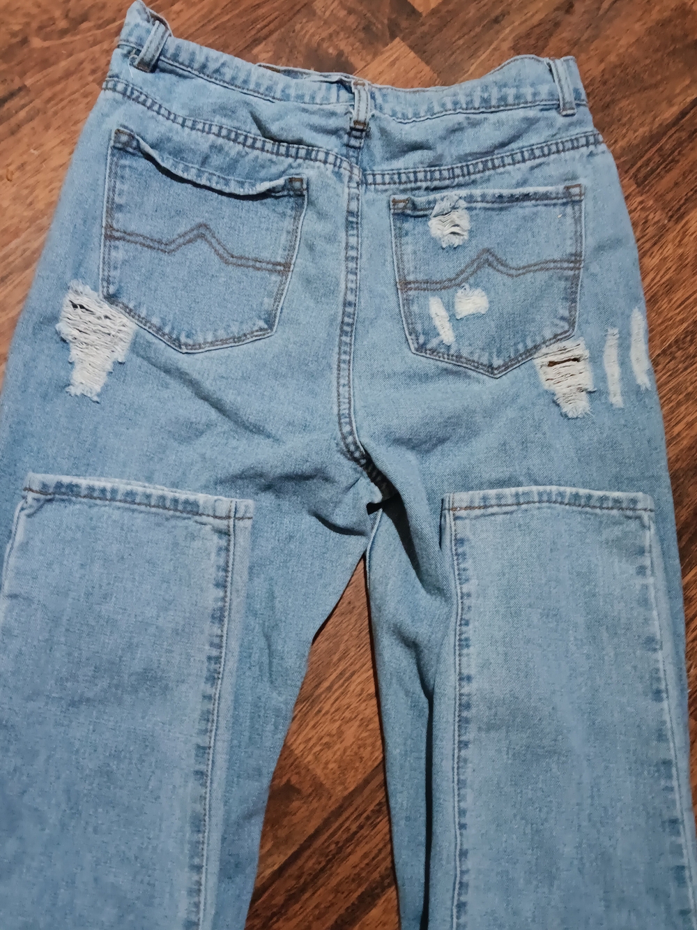Light Blue Distressed Ripped Jeans - Picture 4 of 4
